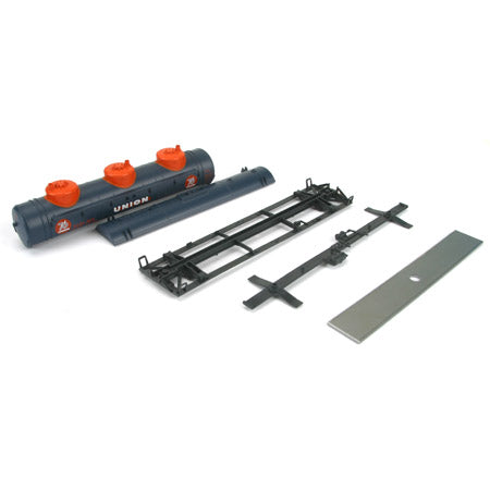 Athearn 1504 HO 3 Dome Tank, Union Oil Kit