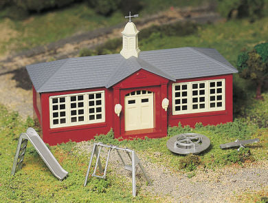 Bachmann 45611 O Plasticville School House With Playground Equipment Kit