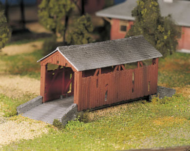 Bachmann 45992 O Scale Plasticville Covered Bridge Building Kit