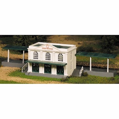 Bachmann 45976 O Plasticville Union Station Building Kit – Trainz