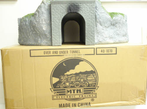 MTH 40-1070 Over & Under Tunnel