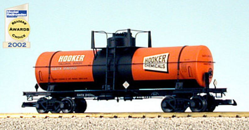 USA Trains 15120 G Hooker 10,000-Gallon Tank Car Orange - Metal Wheels