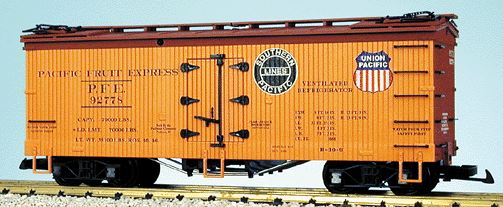USA Trains R16300 G Pacific Fruit Express SP/UP Wood Refrigerator Car #92778