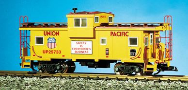 USA Trains R12103 G Union Pacific Extended Vision Caboose #25733 - Metal Wheels