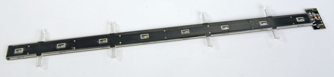 Walthers 920-1065 HO Passenger Car Interior Constant-Intensity LED Lighting Kit