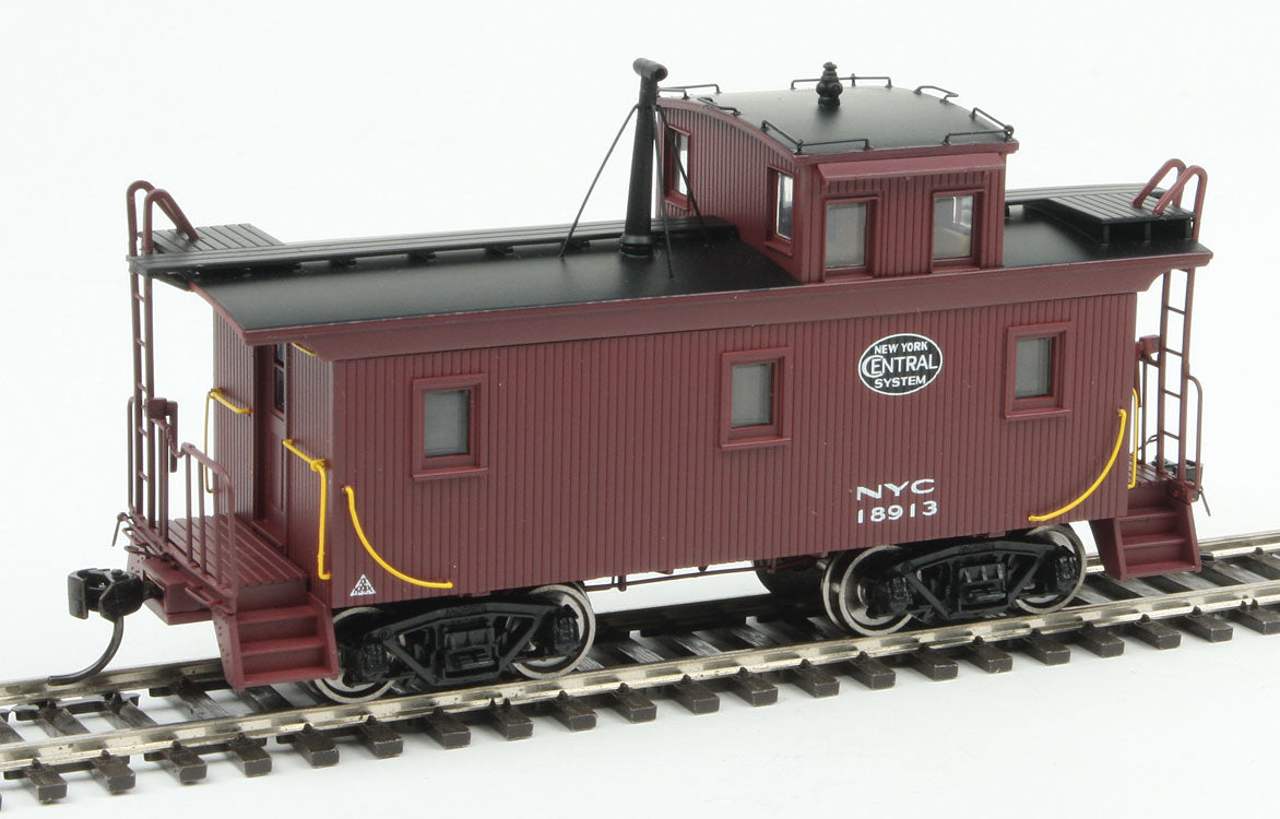 Walthers 920-103453 HO New York Central DM&IR Class G2 Wood Caboose #18913