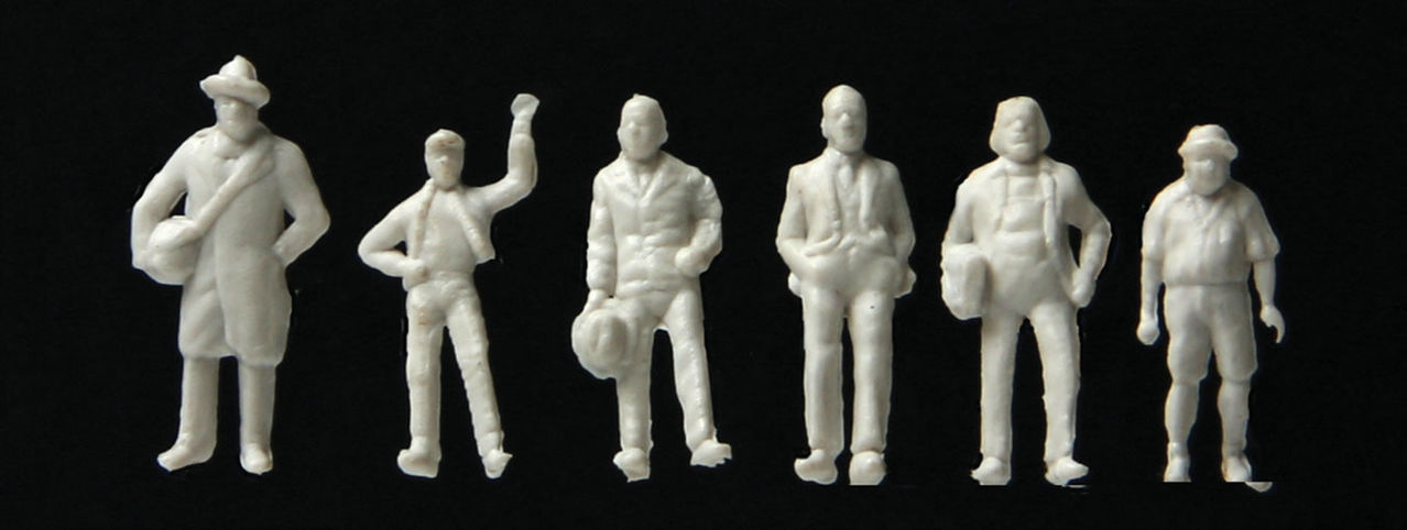 Walthers 949-6053 HO Unpainted Standing and Walking Figures (Set of 72)