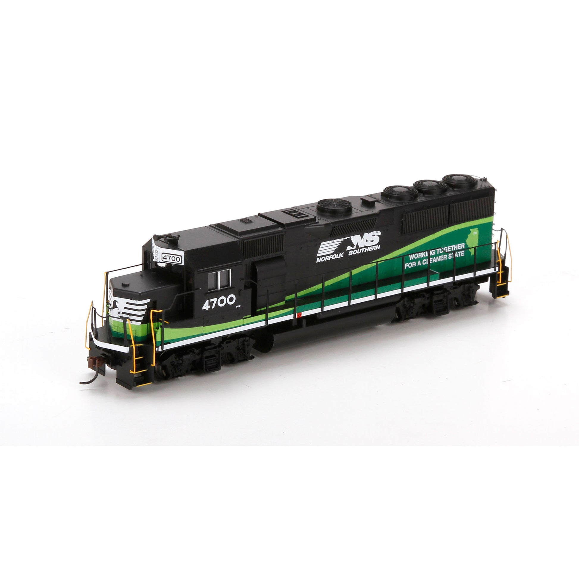 Athearn 29326 HO Scale Norfolk Southern GP38-2 Diesel Locomotive #4700