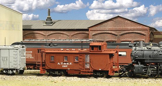 American Model Builders 875 HO Laser Art Santa Fe Side-Door Caboose