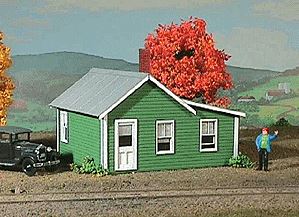 American Model Builders 493 Laser Art Company House 5.25x4.5x3.5