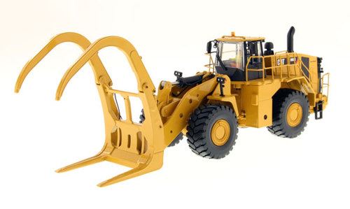 DieCast Masters 85917 1:50 Caterpillar 988K High Line Wheel Loader with Grapple