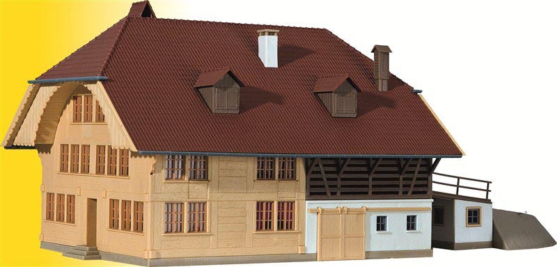 Kibri 38804 HO Scale Farmhouse w/Attached Barn 34x18x13.5cm