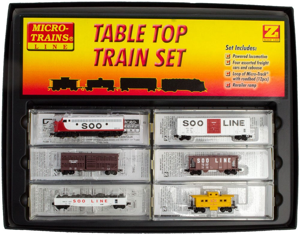 MicroTrains 99403901 Z Desk Top Diesel Freight Train Set