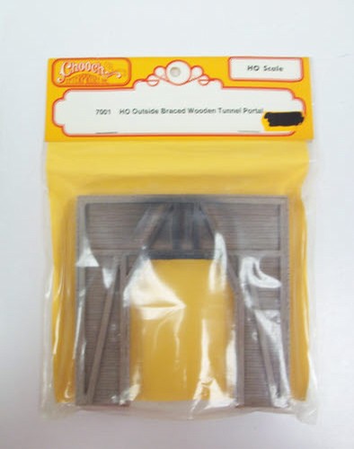 Chooch Enterprises 7001 HO Outside Braced Wood Tunnel Portal