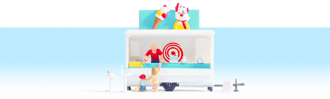 Noch 16732 HO Ice Cream Trailer Street & Carnival Accessory with Figures