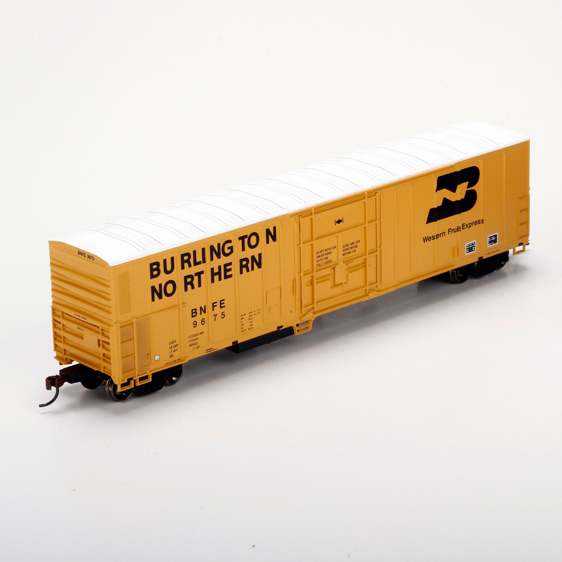 Athearn 71448 HO Burlington Northern/Yellow 57' Mechanical Reefer #9675