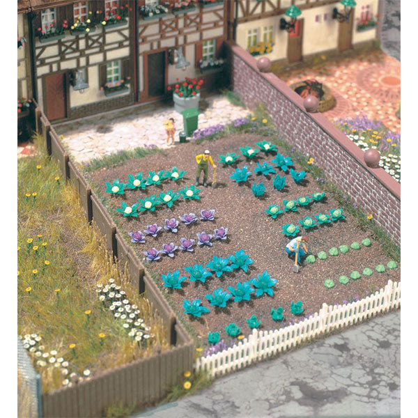 Busch 1213 HO Cabbage & Lettuce Plants Kit (Set of 40)