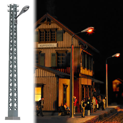 Busch 4131 Lamp on Lattice Mast Oval