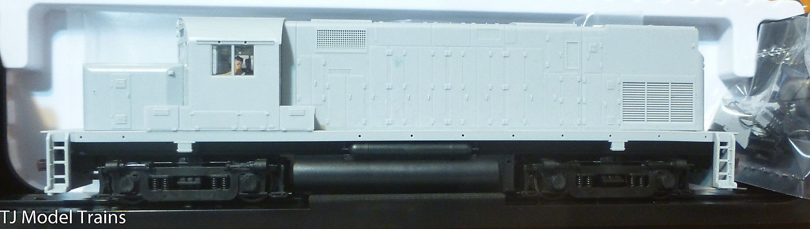 Atlas 10011002 HO Undecorated Alco C420 Phase 2B w/Sound & DCC