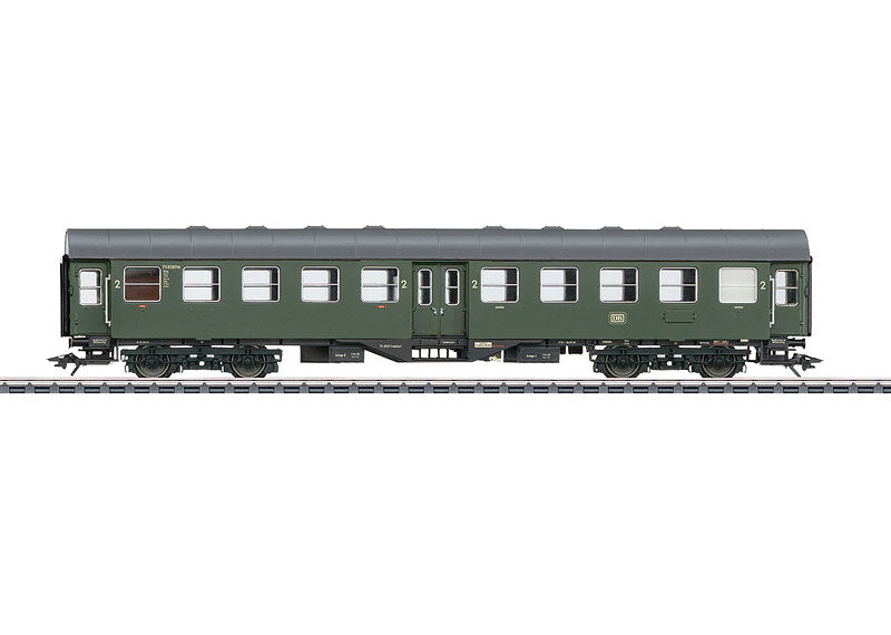 Marklin 41323 HO German Federal Railroad (DB) 4-axle Passenger Car
