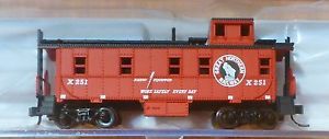 Atlas 50002128 N Great Northern Cupola Caboose #X260
