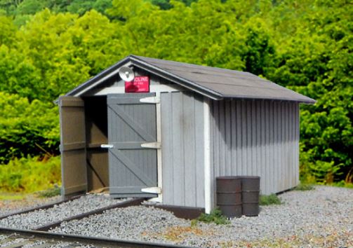 B.T.S. 17658 O C&O Standard Section Car House Laser-Cut Craftsman Building Kit