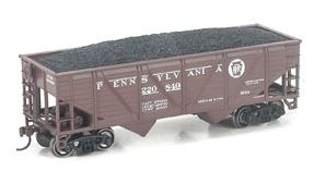 Roundhouse 70240 HO Pennsylvania 34' 2-Bay Hopper w/Coal Load #220849