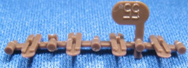 Micro Engineering 26-005 HO Code 70 to 55 Transition Rail Joiners (Pack of 8)