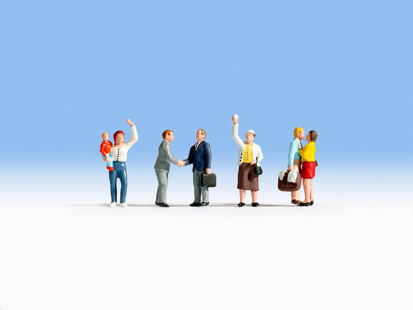 Noch 15245 HO People Saying Goodbye Figures (Set of 4)