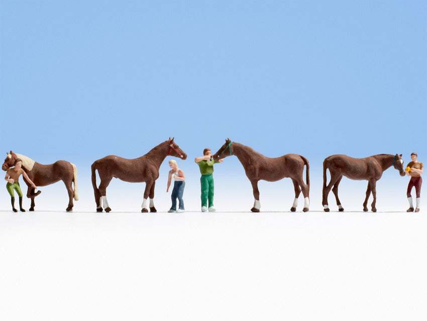 Noch 15632 HO Horse Care Figures (Set of 8)
