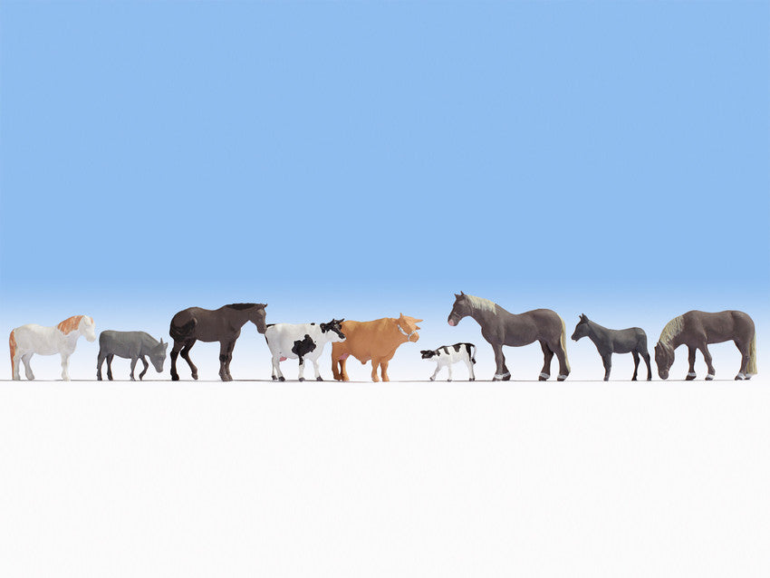 Noch 15713 HO Large Farm Animals Figures (Set of 9)