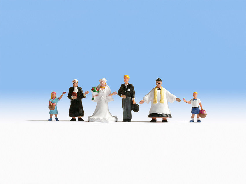Noch 15860 HO Scale Wedding Party and Pastor Figures (Set of 6)