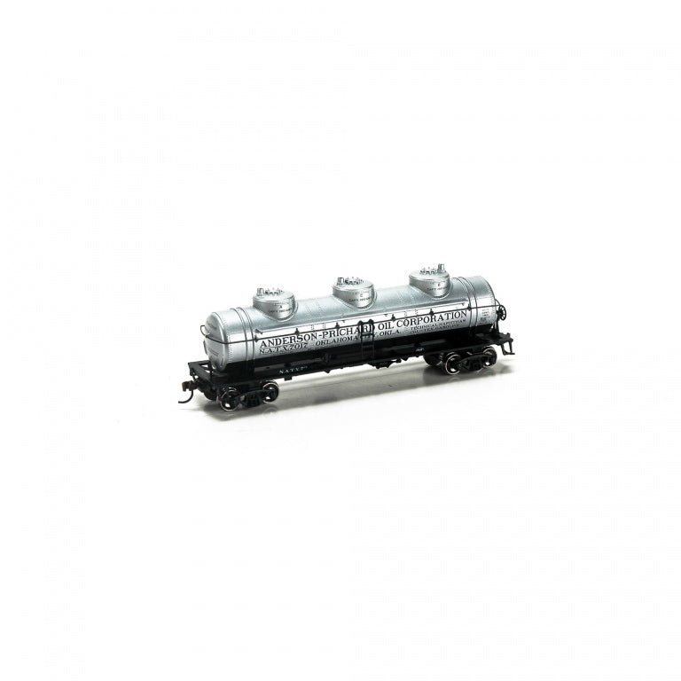 Roundhouse 74482 HO Anderson Prichard 3-Dome Tank Car #7017