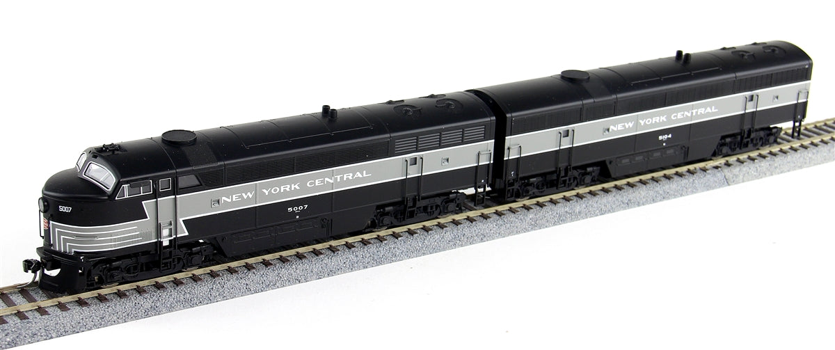 True Line Trains 500155S HO New York Central A/B Set LOKSound DCC # 5007/5104