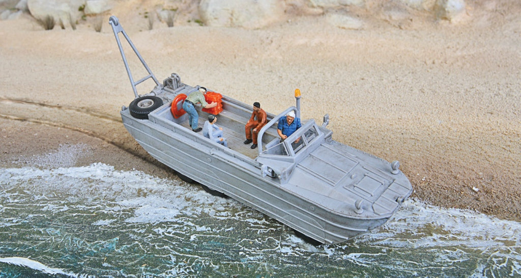 Walthers 949-11004 HO GMC Duck Amphibious 6x6 Cargo/Personnel Transport Kit
