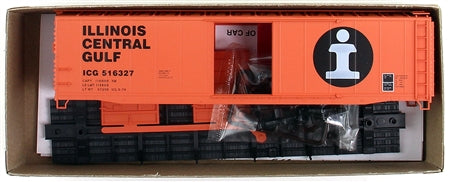Accurail 5505 HO Illinois Central Gulf 50' Superior Door Boxcar #516327