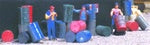 Walthers 3100 HO Oil Drum/Figure Set Kit