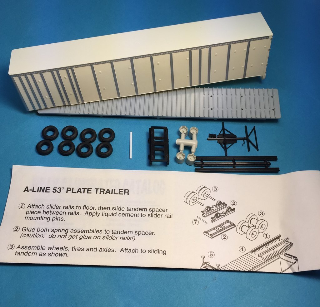 A-Line 50501 HO 53' Wabash Nat'l Plate Trailer Painted White with Silver Ribs