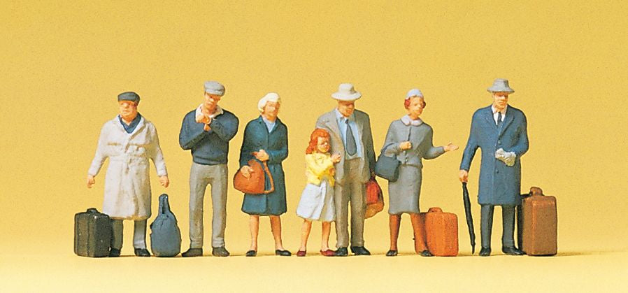Preiser 10513 HO At the Platform Figures (Set of 6)