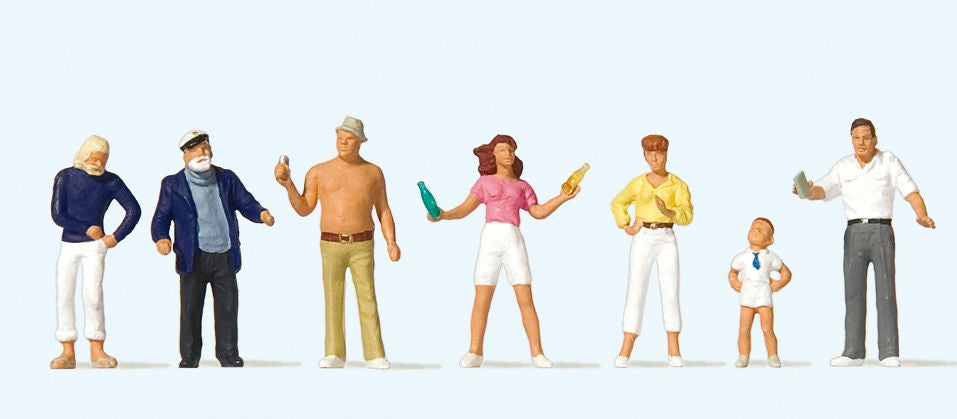 Preiser 10690 HO At the Kiosk Figures (Set of 7)