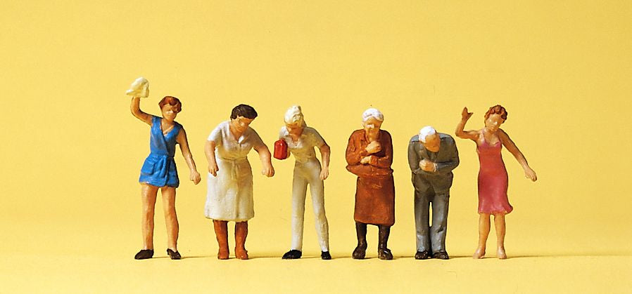 Preiser 14148 HO Standing at the Window Figures (Set of 6)