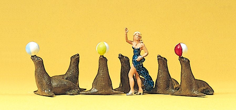 Preiser 20260 HO Circus Lady Trainer with Sea Lions Figures (Set of 7)
