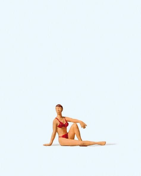 Preiser 28072 HO Seated Female Bather Figure