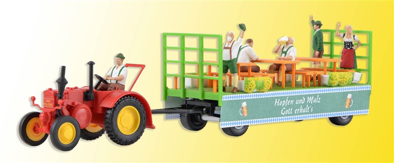 Kibri 12226 HO Scale Lanz Tractor with Float Including 6 Figures