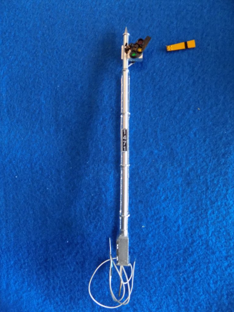 NJ International 3003 HO Scale Semaphore Signal Trainz