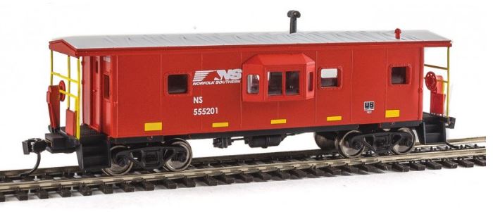 Walthers 910-8662 HO NS International Bay Window Caboose Car #555201