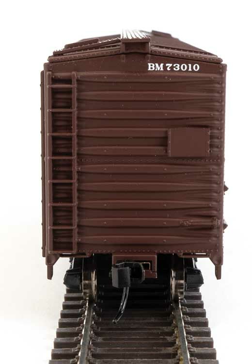 Walthers 910-2725 HO Boston and Maine 40' AAR Modified 1937 Boxcar RTR #73010