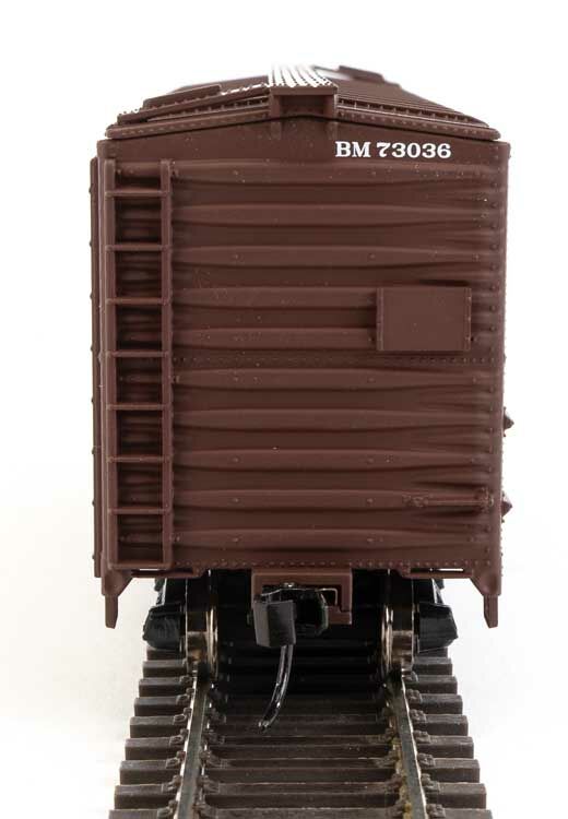 Walthers 910-2727 HO Boston and Maine 40' AAR Modified 1937 Boxcar RTR #73036
