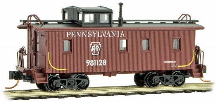 Micro-Trains 05100300 N Pennsylvania 34' Wood Sheathed Caboose #981128
