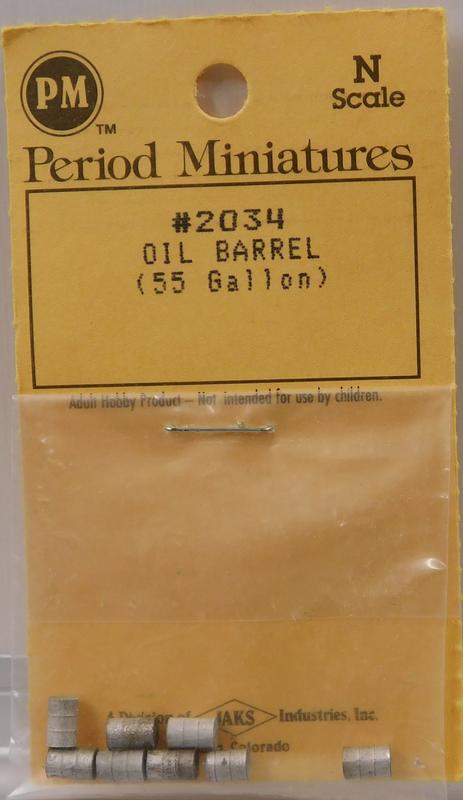 Period Miniatures 2034 N 55 Gallon Oil Drums (8)